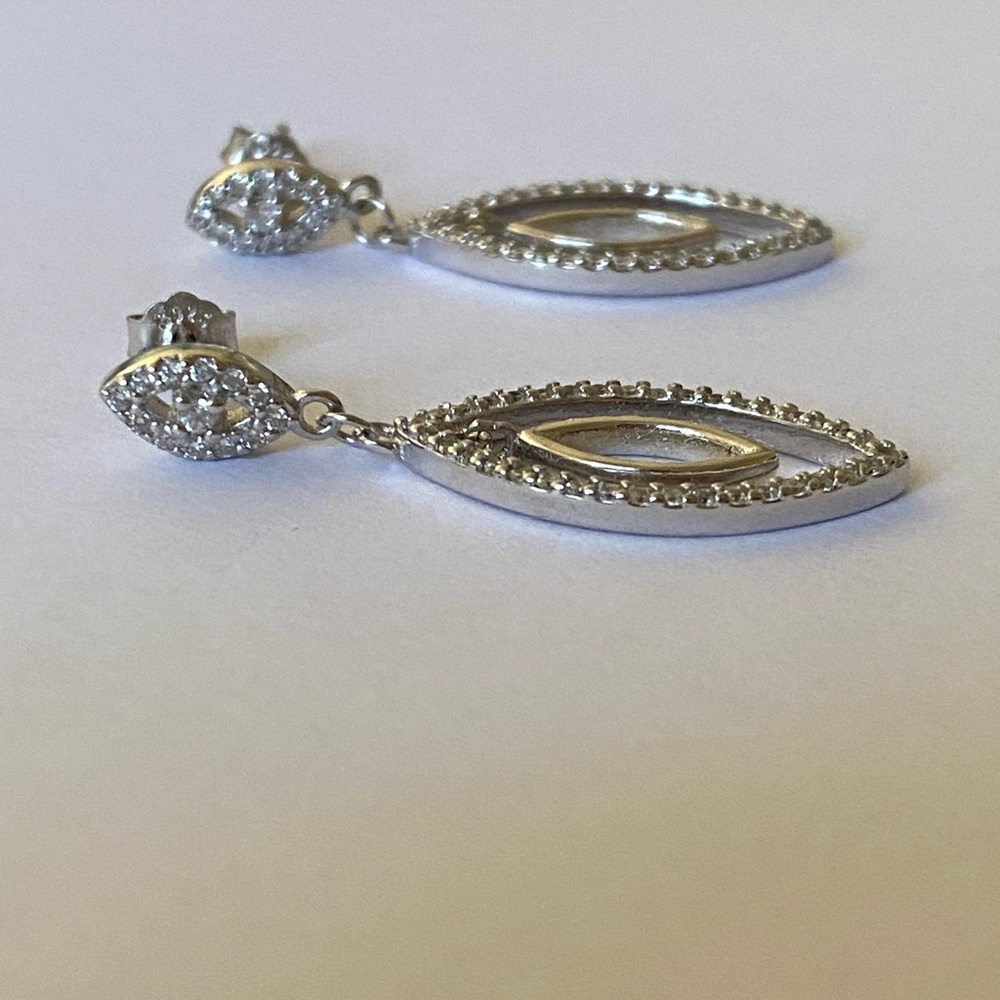925 Silver oval cz dangling post earrings - Picture 5 of 6